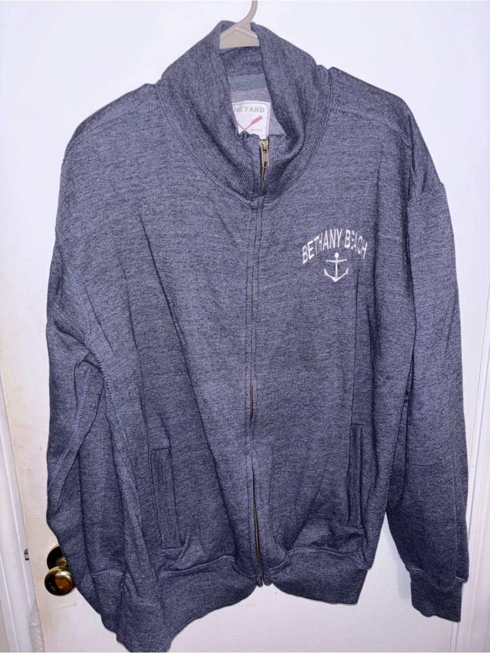 Vineyard Bethany Beach Gray Full-Zip Jacket